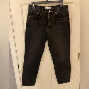 Black Mom Jeans Zara, EU size 40 (fits like a 6)